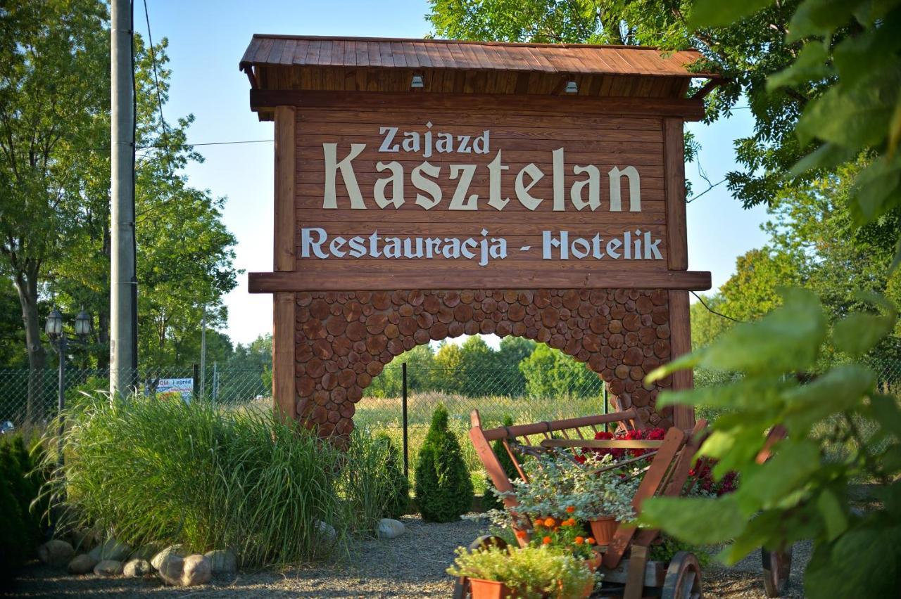 Restauracja Zajazd Kasztelan クロスノ エクステリア 写真